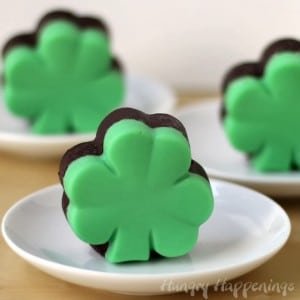 chocolate-creme-de-menthe-fudge-shamrocks