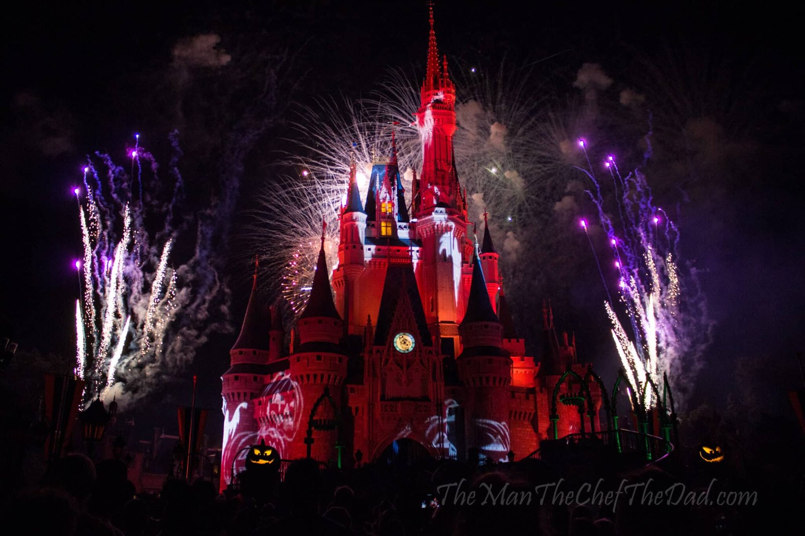A Night at Mickey’s Not-So-Scary Halloween Party