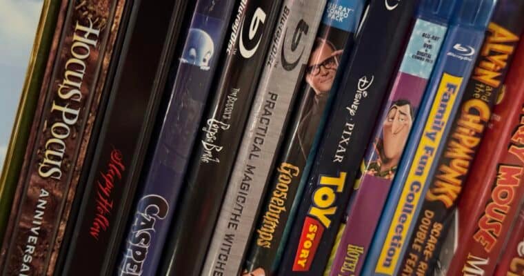 Talking about my Favorite Halloween Movies: The Talking Place (Podcast Episode 28)